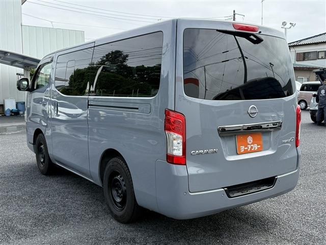 CARAVAN van 2WD