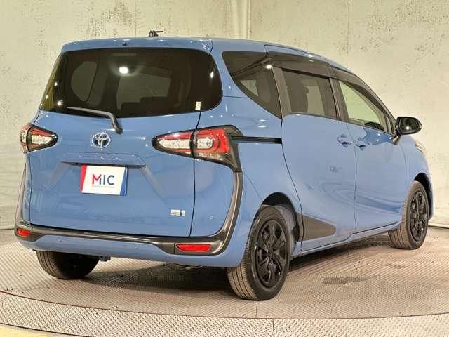 SIENTA HYBRID