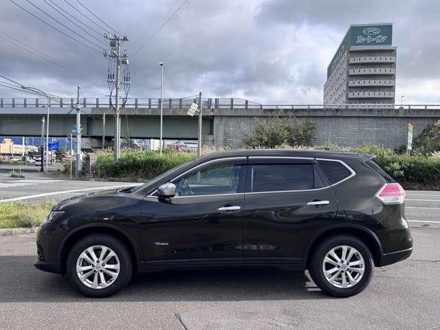 X-TRAIL HYBRID 2WD