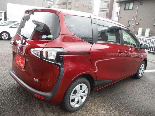 SIENTA HYBRID
