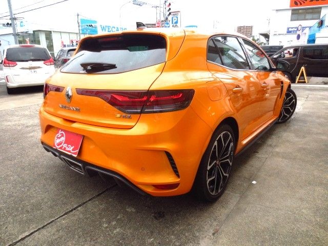 RENAULT MEGANE hatchback