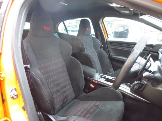 RENAULT MEGANE hatchback