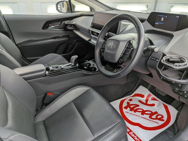 PRIUS 4WD
