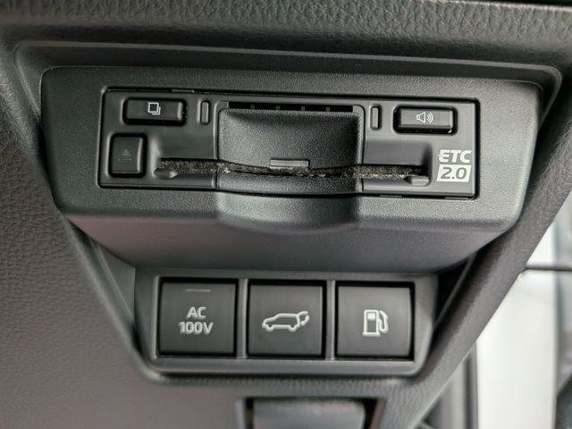 PRIUS 4WD