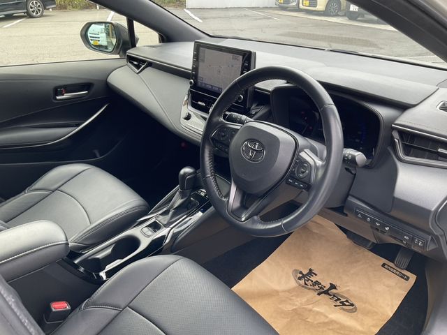 COROLLA TOURING HYBRID 4WD
