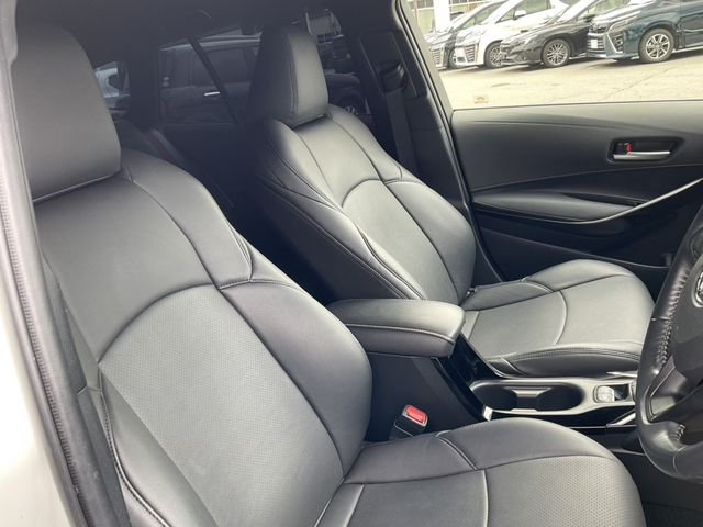 COROLLA TOURING HYBRID 4WD
