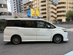 VOXY HYBRID