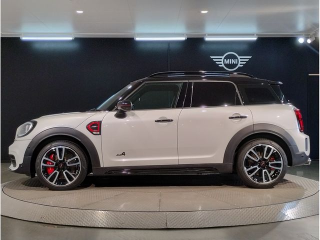 MINI CROSSOVER