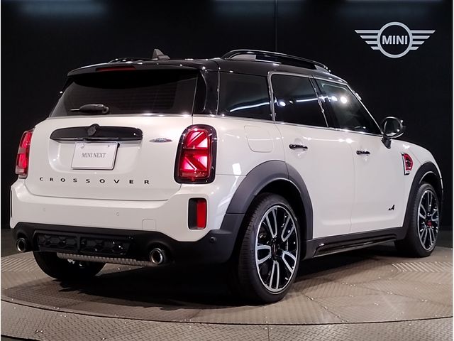 MINI CROSSOVER