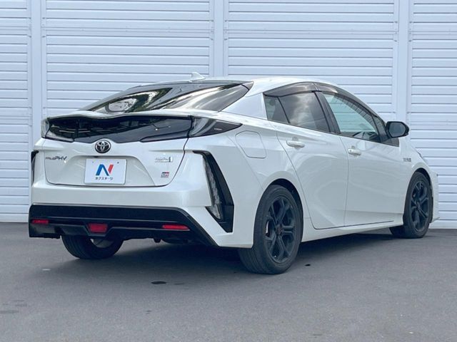 PRIUS PHV