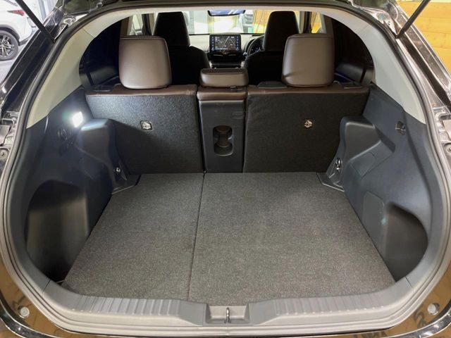 YARIS CROSS HYBRID