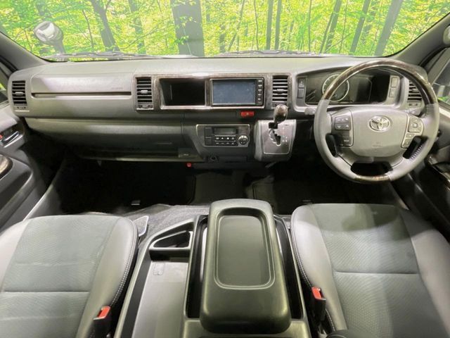 HIACE van 2WD