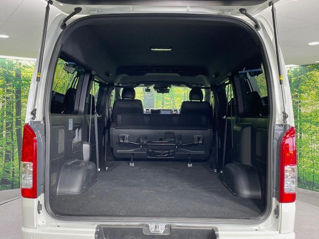 HIACE van 2WD