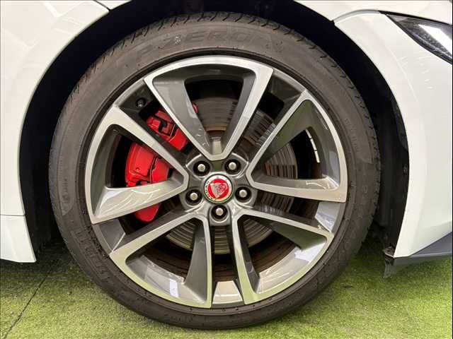 JAGUAR  F type Coupe