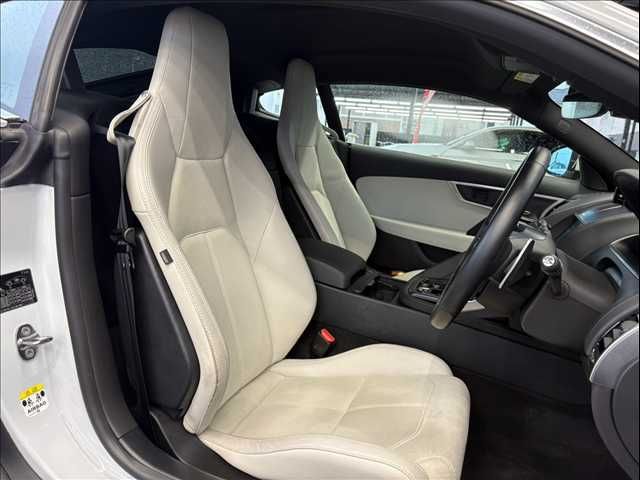 JAGUAR  F type Coupe