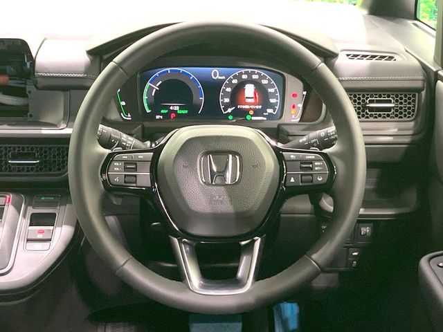 STEPWAGON e:HEV SPADA