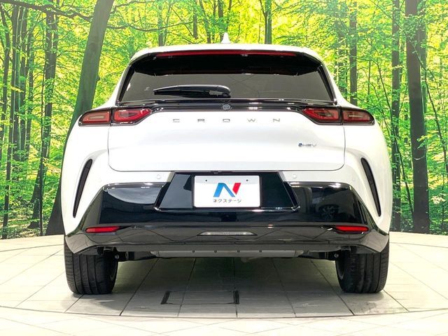 CROWN SPORT