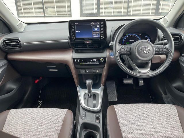 YARIS CROSS HYBRID