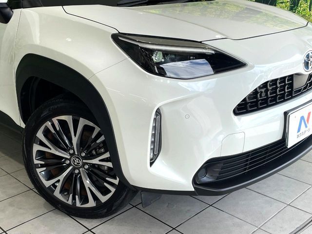 YARIS CROSS HYBRID