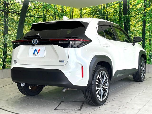 YARIS CROSS HYBRID