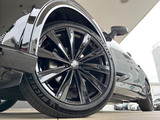 CROWN SPORT