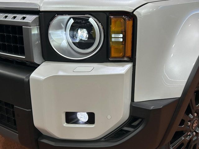 LANDCRUISER 250