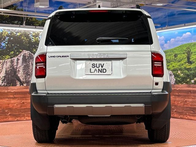 LANDCRUISER 250