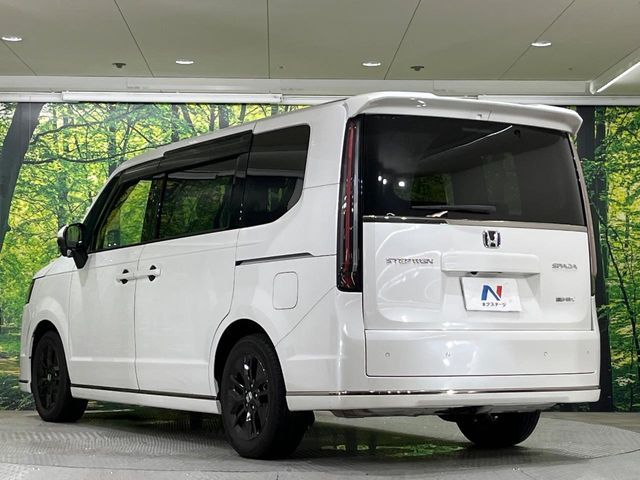 STEPWAGON e:HEV SPADA