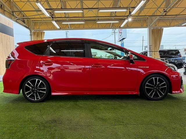 PRIUS Alpha