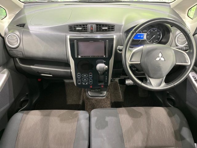 eK custom 4WD