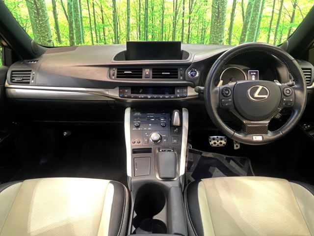 LEXUS CT200h