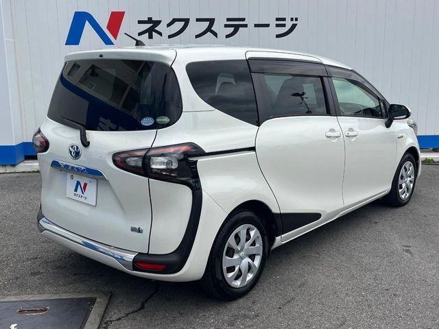 SIENTA HYBRID