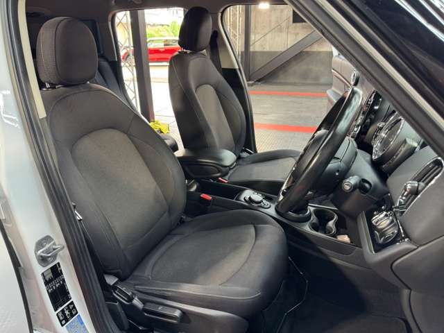 BMW MINI COOPER D CROSSOVER