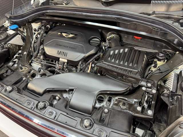 BMW MINI COOPER D CROSSOVER