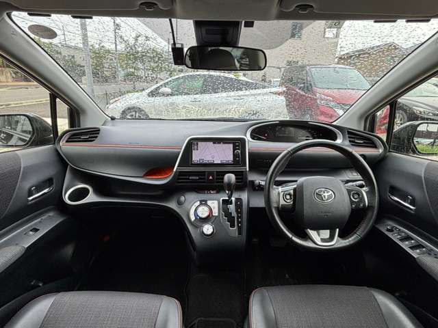 SIENTA HYBRID