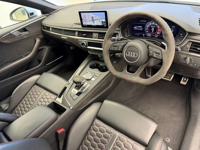AUDI RS5