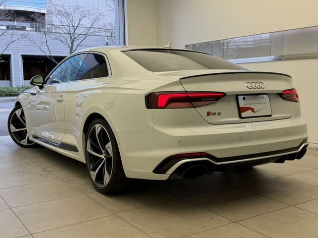 AUDI RS5