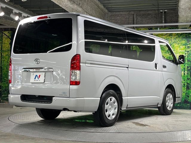HIACE van 2WD