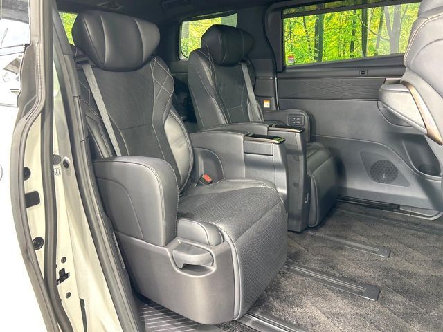 VELLFIRE  HYBRID