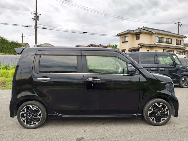 N-WGN CUSTOM