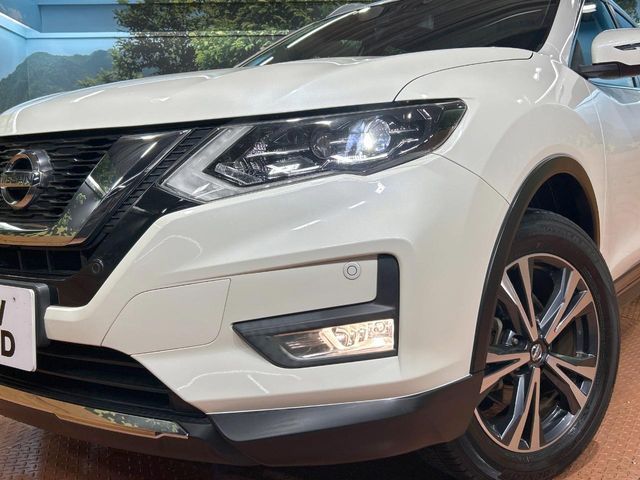 X-TRAIL 2WD