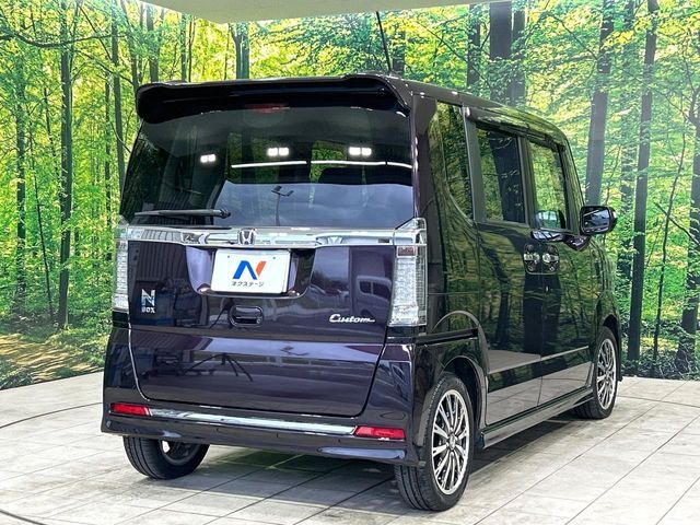 N BOX CUSTOM