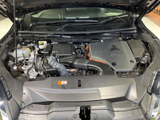 OUTLANDER PHEV