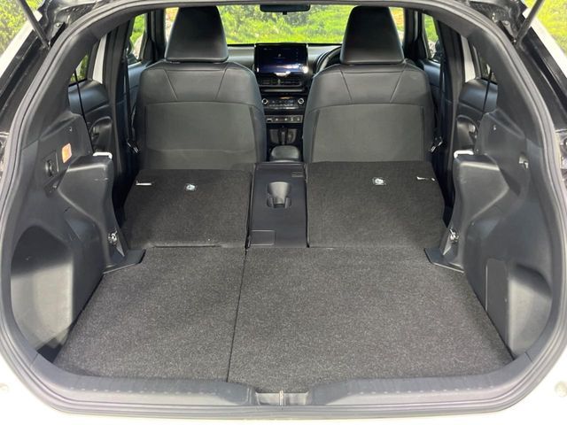 YARIS CROSS HYBRID