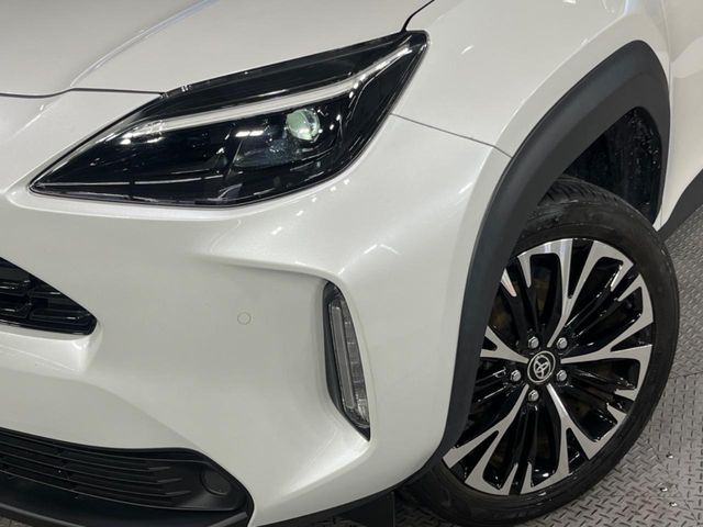 YARIS CROSS HYBRID