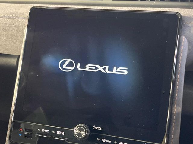 LEXUS LBX