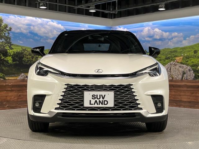 LEXUS LBX