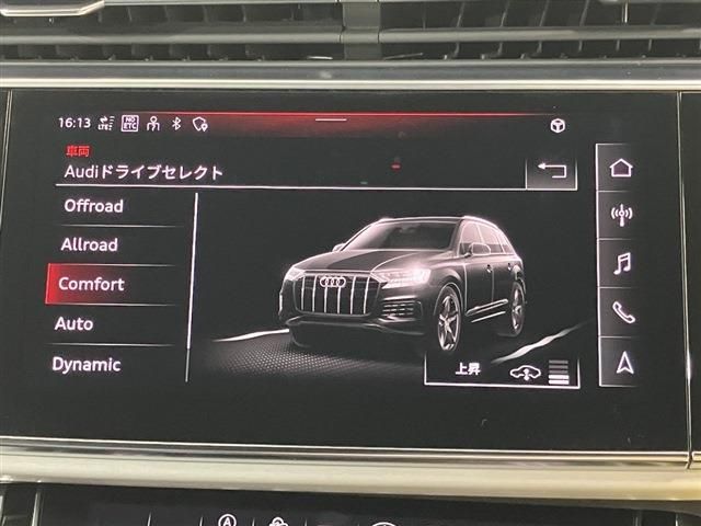 AUDI  Q7