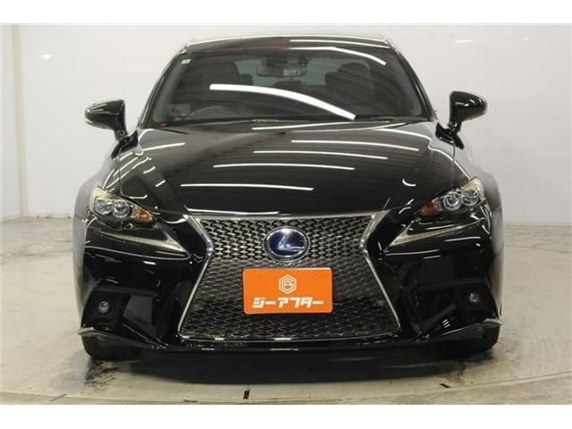 LEXUS IS300h