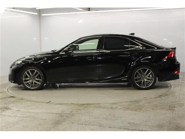 LEXUS IS300h